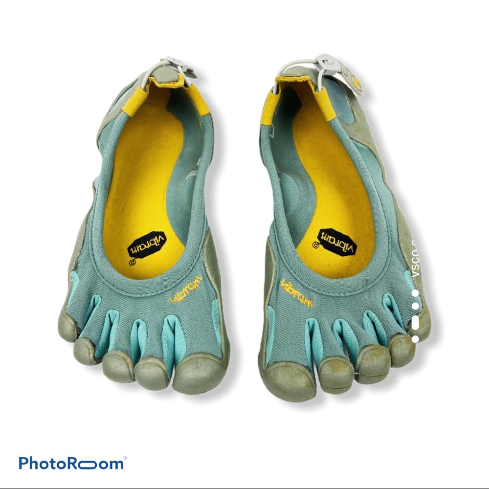 Vibram Blue Five Finger Classic size 38 or 7-7.5